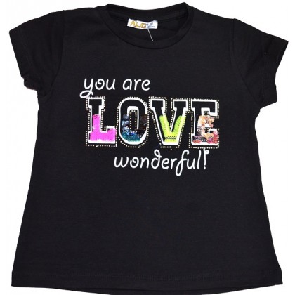 Детска блуза LOVE 3-7 години. Детска блуза LOVE 3-7 години.