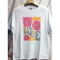 Дамска блуза LOVE XL-3XL размер в бяло. Дамска блуза LOVE XL-3XL размер в бяло.