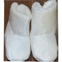 Бебешки меки ботушки в бежово. Бебешки меки ботушки в бежово.